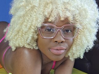 AkeliaHampson sex cam