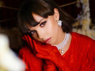 LisaCrossing free jasmin