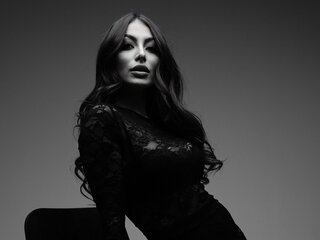 MoniqueeMinx online shows